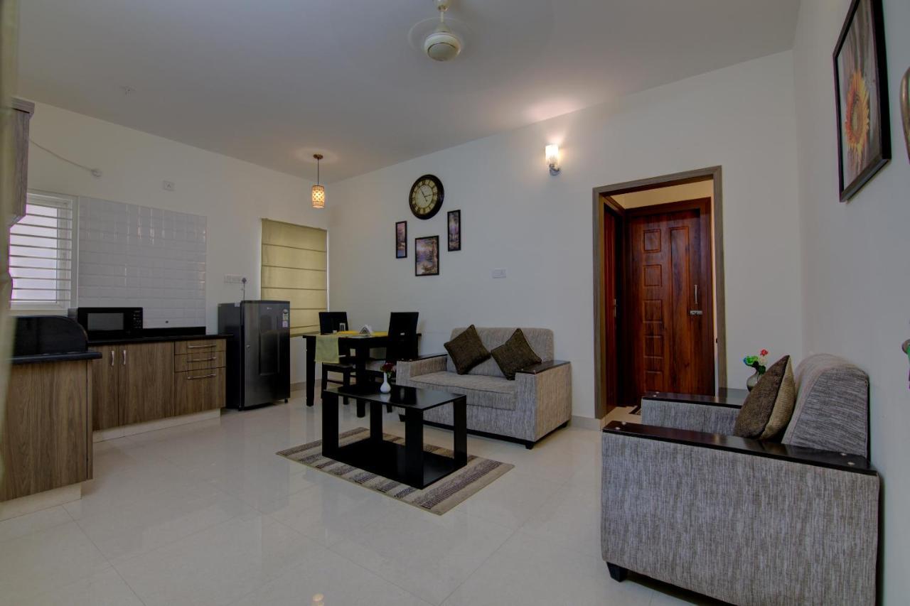 Sunshine Suites Grand Deluxe Bangalore Luaran gambar